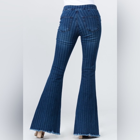 Uniq By Litz Striped Pattern Flared Denim - Picture 2 of 16